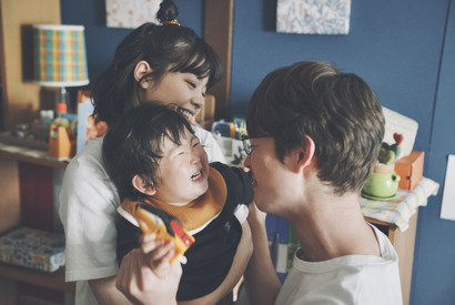 岸井ゆきの＆宮沢氷魚が夫婦役、家族、愛、衝突…『佐藤さんと佐藤さん』場面写真 画像
