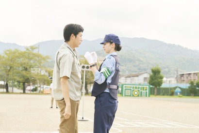 杉野遥亮＆中条あやみ、13年後写す『ストロベリームーン 余命半年の恋』特別ビジュアルと新カット 画像