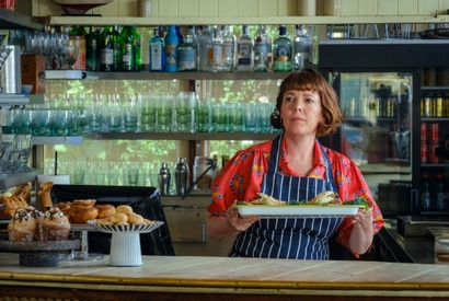 オリヴィア・コールマン「何も考えなくてよかった」“リアルな夫婦関係”ができた理由を明かす『ローズ家～崖っぷちの夫婦～』 画像