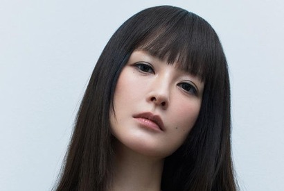 イ・ソジンと交際説も出た女優チョン・ユミ、事務所移籍＆新プロフィール写真公開！ 画像