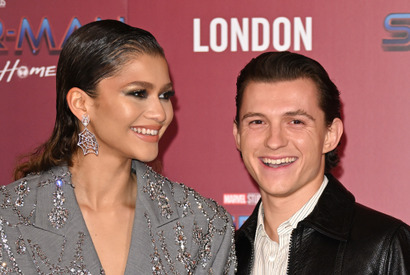 ゼンデイヤ、トム・ホランドとの初対面で「運命の人」と感じたとのろける 画像