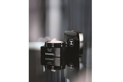 「シャネル」初のエピジェネティクスに着目したエイジングケアシリーズが新発売 画像