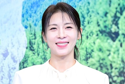 女優ハ・ジウォン、23年ぶりに音楽番組に電撃出演！伝説の楽曲『ホームラン』をステージで完全再現 画像