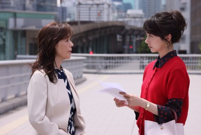 「愛情」「涙が止まらなかった」波瑠“ルナ”を想う石野真子“ルナ母”の気持ちに感動の声上がる…「月夜行路」第8話 画像
