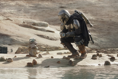 話題沸騰、グローグーを溺愛するマンダロリアンのパパっぷりをふり返り『スター・ウォーズ／マンダロリアン・アンド・グローグー』 画像