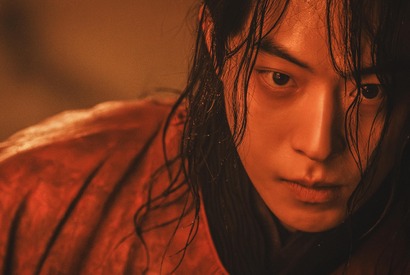 美しくも不気味な世界観がベールを脱ぐ…Netflix新作『トングン －呪いの宮－』スチール写真解禁！ 画像