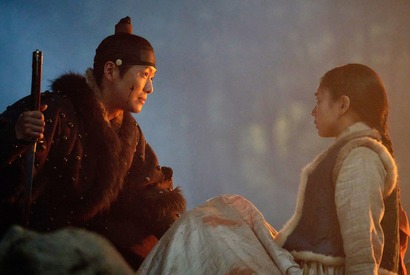 『恋人』主演ふたりが韓国メデイアに語っていた「互いへの印象と信頼感」 画像