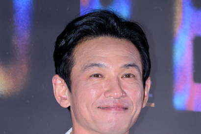 “私生活疑惑”の俳優ファン・ジョンミン、「立場に変更なし」と回答も今後への影響は… 画像
