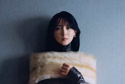 “歳月を逆行中” イ・ヨンエ、新鮮な秋コーデで魅せた変わらぬ美しさ【写真】 画像