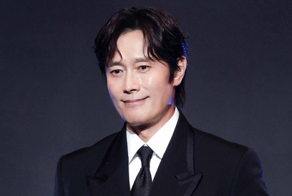 イ・ビョンホン、韓流エキスポで外交部長官賞を受賞！「AI時代でも最も興味深いのは人間」 画像