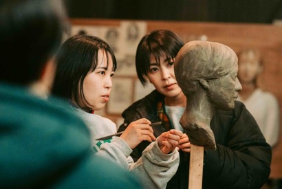 松たか子、彫刻や酪農…土地と密接に関わり生きる主人公の役作り『ナギダイアリー』メイキング公開 画像