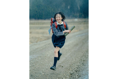 「しばらく余韻が残る」「4人の藤野キョウたちが素晴らしい」『ルックバック』雨のスキップシーン含む“公開後”映像解禁 画像