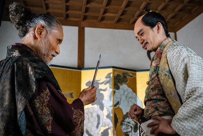 昨年に続き絵師役出演の片岡鶴太郎に「演じるときの魂が違う」の声、間宮祥太朗にも「生き生きしてました」の反応…「豊臣兄弟！」38話 画像