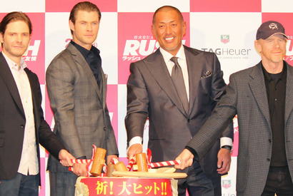 “モテモテ”クリス・ヘムズワースにダニエル・ブリュール嫉妬？「プライドがズタズタ」 画像