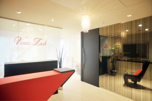 まつげを劇的リフトアップ！　マンネリ打破のアイラッシュケアの新スポット 画像