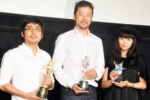 二階堂ふみ、浅野忠信、熊切監督が映画祭トロフィーを手に再集結! 画像
