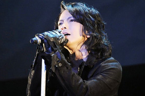 HYDE、「VAMPS」PVとハリウッド映画の類似に驚き！　「多分、僕のをパクった」 画像