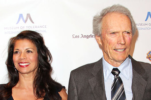 クリント・イーストウッド、正式に離婚成立 画像