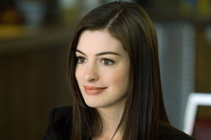 初サスペンスで新境地開拓のアン・ハサウェイ「恐怖心から無愛想なクレアに惹かれた」 画像