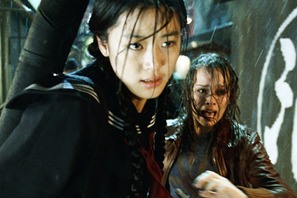鮮やかな“オニ”斬りを目に焼きつけよ 衝撃の『ラスト・ブラッド』冒頭映像が到着! 画像