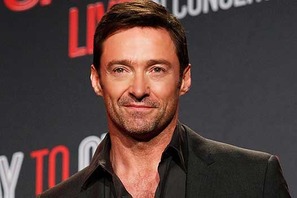ヒュー・ジャックマン、1年遅れでアイスバケツ・チャレンジに参加 画像