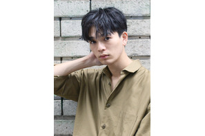 トリンドル玲奈の“彼氏役”で話題！ “ペット系男子”岩井拳士朗に注目 画像