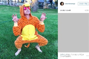 ロバート・ダウニー・Jr.、ティガーのコスプレで難病の少年を励ます 画像