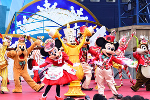 【ディズニー】クリスマス衣装がキュート！「テーブル・イズ・ウェイティング」限定バージョン 画像