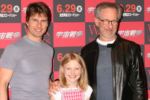 『宇宙戦争』トム・クルーズ、スティーブン・スピルバーグ、ダコタ・ファニング来日記者会見 画像