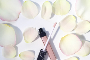 知的で優しい“シーシェルピンク”で作る春の「NARS」 画像