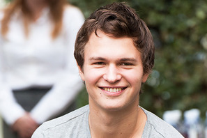 『きっと、星のせいじゃない。』アンセル・エルゴート、人気ゲームの映画作に出演？ 画像