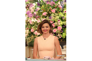 ミランダ・カーがビストロに！布袋寅泰とヒット曲のコラボ！「SMAP×SMAP」 画像