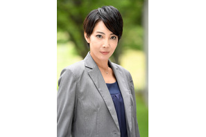 柚希礼音、退団後初ドラマ「死幣」で女監察官に！ 松井珠理奈も「捕まりたい」 画像