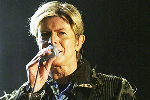 デヴィッド・ボウイの遺灰、米祭りで“散骨” 画像