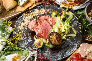 オーストラリアのスターシェフが手掛ける本格グリル＆タパス料理がGINZA SIXに開店 画像