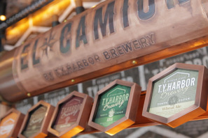 現在位置はSNSでチェック！ 移動型ビアバー「EL CAMION」の人気メニューまとめ 画像