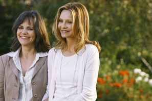 キャリスタ・フロックハート主演「ブラザーズ＆シスターズ」最新予告編が到着！ 画像