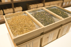 まるで紅茶「おちゃらか コレド室町店」の新感覚なフレーバー日本茶3選 画像