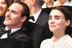 ホアキン・フェニックス、ルーニー・マーラと密かに挙式!? 画像