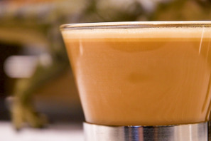 飲むだけで元気に!? オーナーこだわりの「最強のバターコーヒー」とは 画像