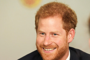 ヘンリー王子は「キスが上手」？ 親友の「ザ・キラーズ」ドラマーが語る 画像