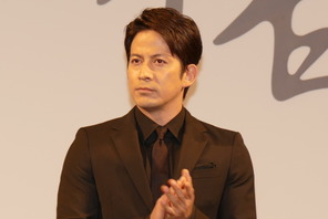 岡田准一、恐縮しきり！巨匠・木村大作監督が『散り椿』の殺陣を絶賛 画像