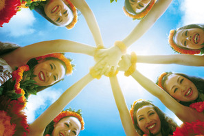 蒼井優参加のフラガールたちの物語『がんばっぺ フラガール！』予告編が到着 画像