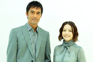 阿部寛×ミムラインタビュー　目指したのは「対等にケンカできる」夫婦 画像