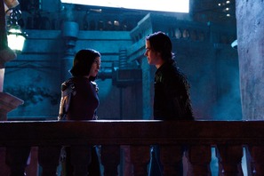 キーアン・ジョンソンが“演出を提案”!? ローサ・サラザールとのキスシーンを語る…『アリータ』 画像