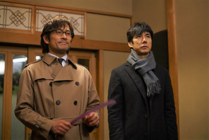 西島秀俊を内野聖陽が“バックハグ”…「感無量」「感謝しかない」絶賛の声が殺到「きのう何食べた？」最終話 画像