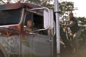 ドウェイン・ジョンソン、カーアクションに思わず笑う!?『ワイスピ』最新作特別映像 画像