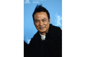 香港のベテラン俳優サイモン・ヤム、中国でのイベント中に腹部を刺される 画像