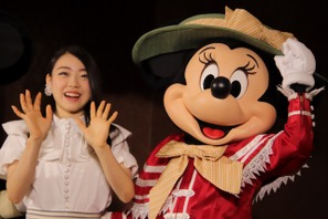 【ディズニー】女子フィギュア紀平梨花がセレモニー登場！ソアリン衣装のミッキー＆ミニーも 画像