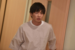 横浜流星、田中圭から“頬キス”＆西野七瀬とのキスも…「あなたの番です 反撃編」 画像